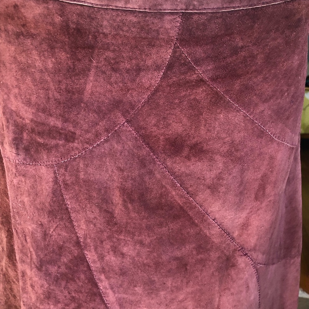 Dusty rose suede A line skirt, size 10 - Picture 4 of 5